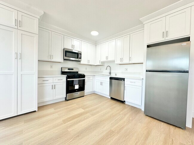 Building Photo - 3522 Bellevue Ave Los Angeles, CA 90026
