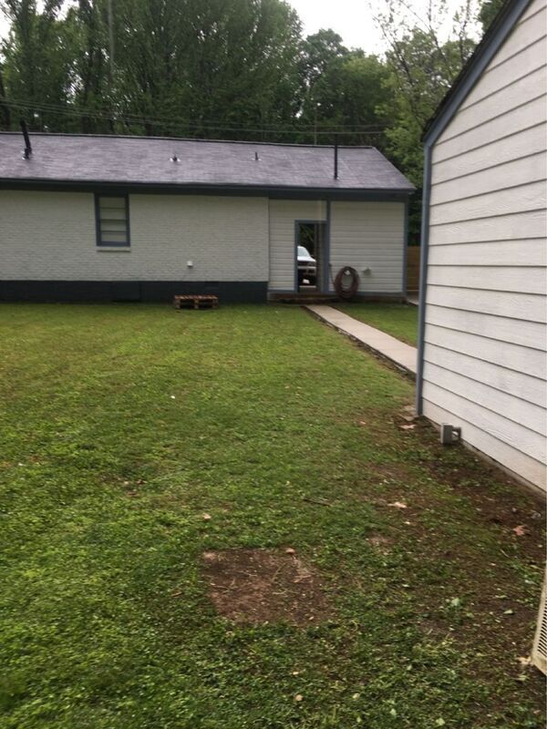 Building Photo - 1411 Whitten Rd