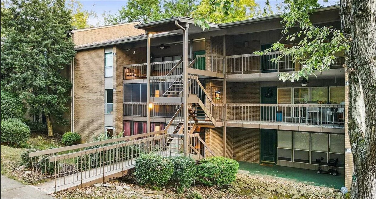 8512 Madrid Ct, Knoxville, TN 37923 Townhome Rentals in Knoxville TN