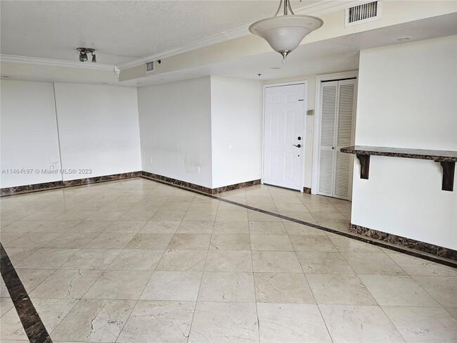 Building Photo - 1650 Coral Way