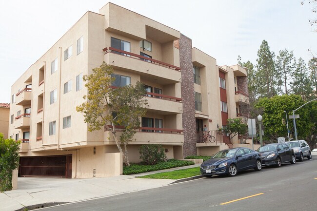 Foto del edificio - 601 Westholme Ave