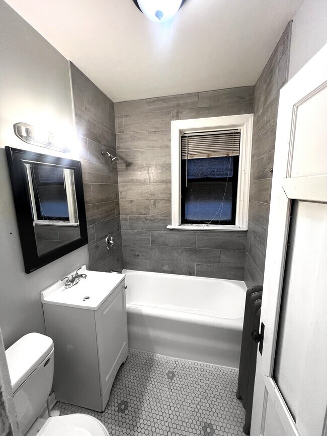 Foto del edificio - 355 W 120th St