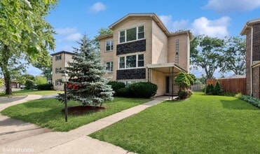 Building Photo - 512 Ida Ct Unit 2