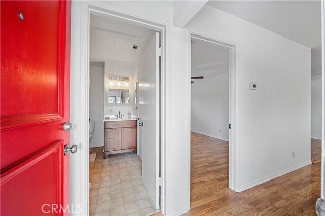 Building Photo - 431 E Washington Ave