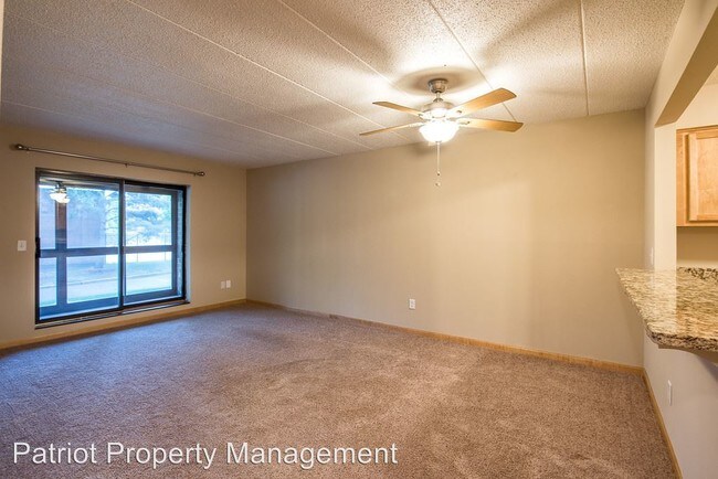 Foto del edificio - 3300 Louisiana Ave S