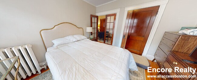 Building Photo - 11 Story St