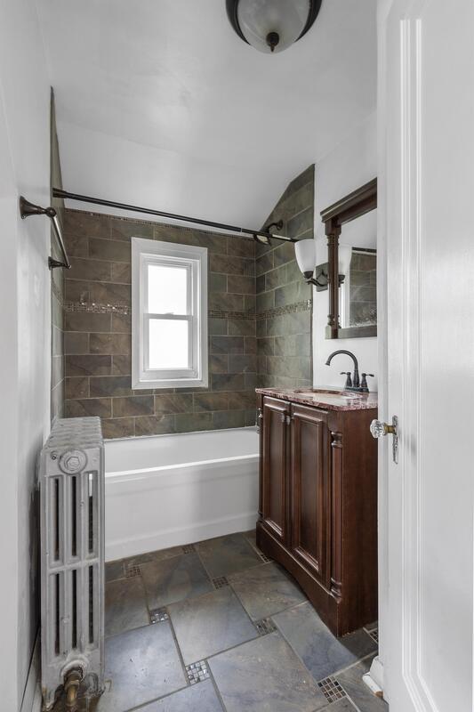 Foto del edificio - 5013 Stanton Ave