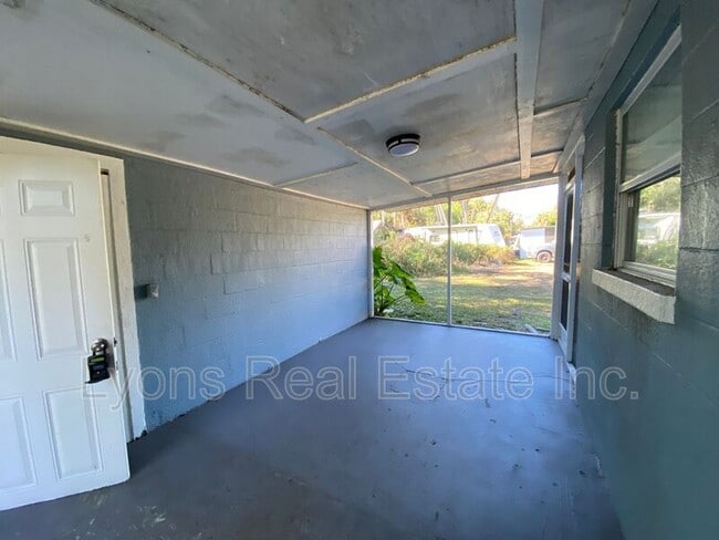 Building Photo - 1537 Piney Rd