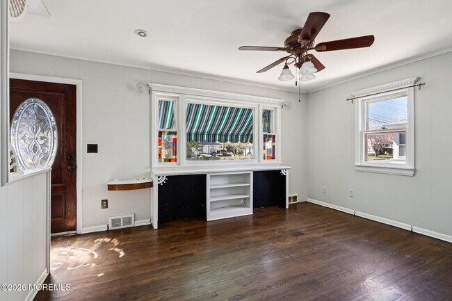 Foto del edificio - 15 Woolley Ave