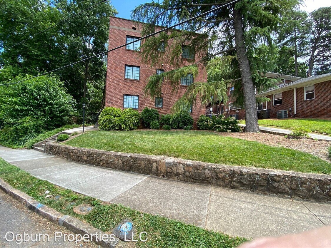 Primary Photo - 237 N Sunset Dr