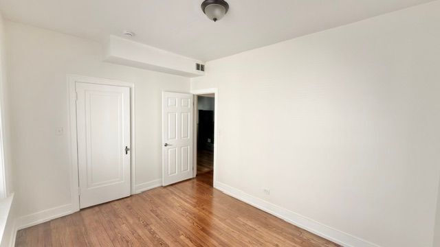Foto del edificio - 7831 S Kingston Ave
