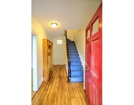 Primary Photo - 131 Carolina Ave