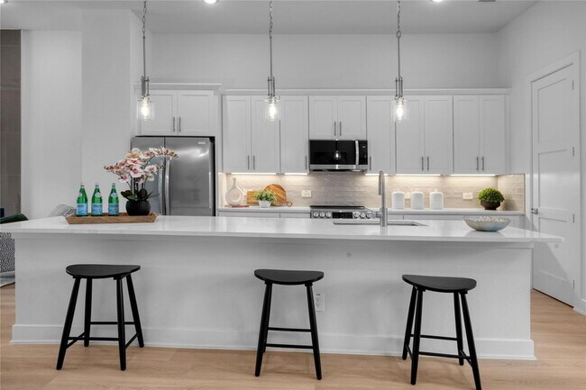 Foto del edificio - 13351 Goodland St