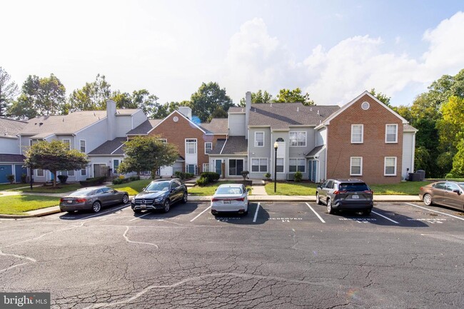 Building Photo - 8620 Devon Hills Dr