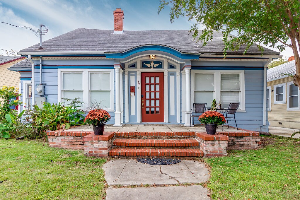 Foto principal - 418 E Myrtle St
