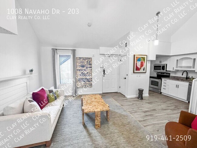 Foto del edificio - 1008 Navaho Dr