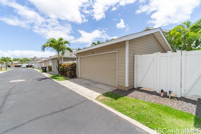 Building Photo - 91-1314-1314 Kaileolea Dr