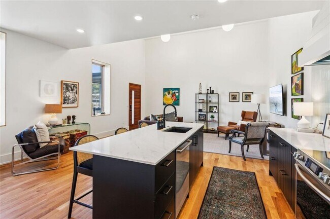 Foto del edificio - 955 Wylie St SE