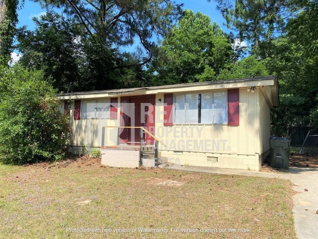 612 Cedarwood Dr