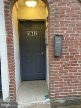 Building Photo - 1642 Lombard St