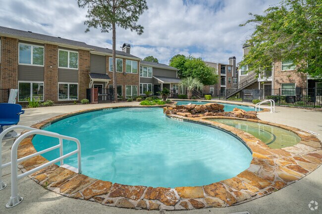 Piscina - The Life at Grand Oaks