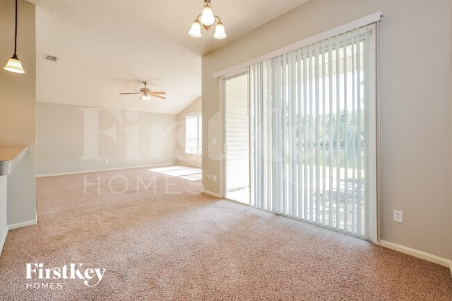 Building Photo - 9176 Prosperity Lake Dr