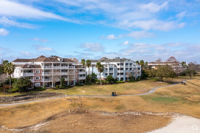 Building Photo - Villas at Reunion Square