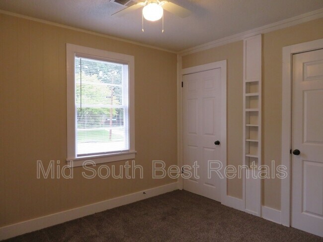 Foto del edificio - 2243 Hillside Ave