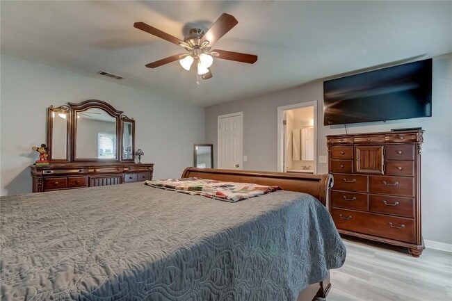 Foto del edificio - 7310 S Sparkman St