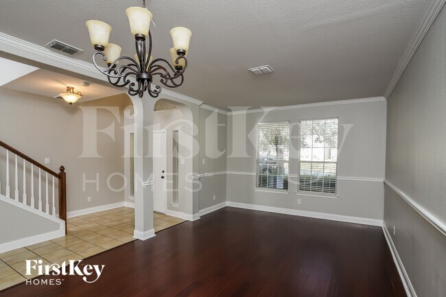 Foto del edificio - 6122 Kenedy Leaf