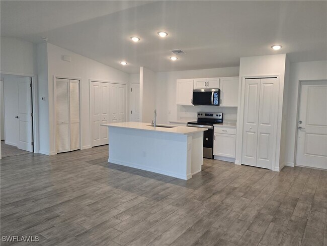 Foto del edificio - 1407 NW 17th Pl
