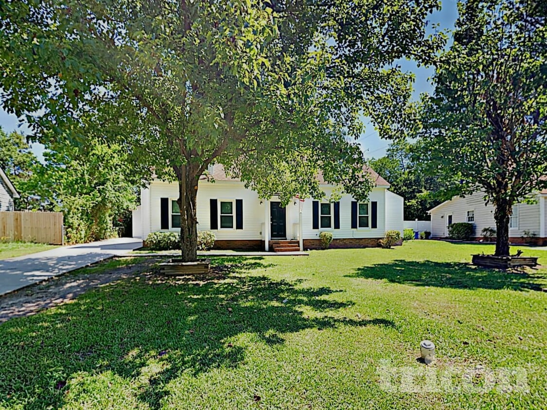 Primary Photo - 308 Kenton Dr