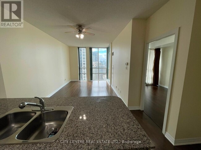 Building Photo - 3515 Kariya Dr