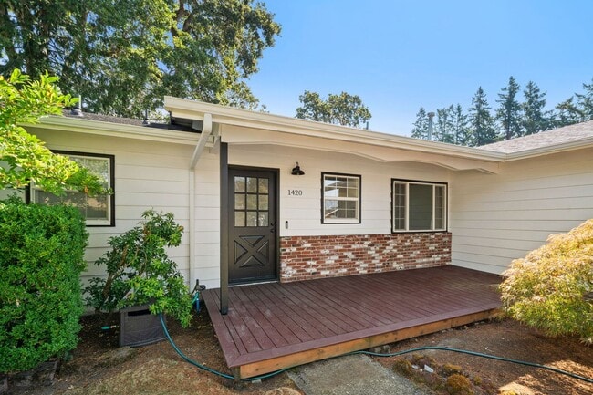 Building Photo - 1420 NW 130th Ave