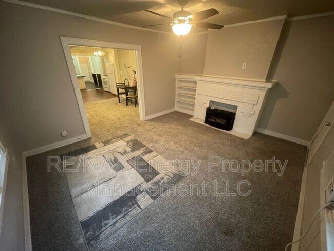 Foto del edificio - 1321 NE 16th St