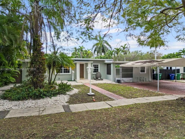 Building Photo - Southwest 47th Street, Miami, FL 33155 - 3 BR 1 BA single-family home