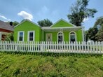 Foto principal - 129 W 3rd St