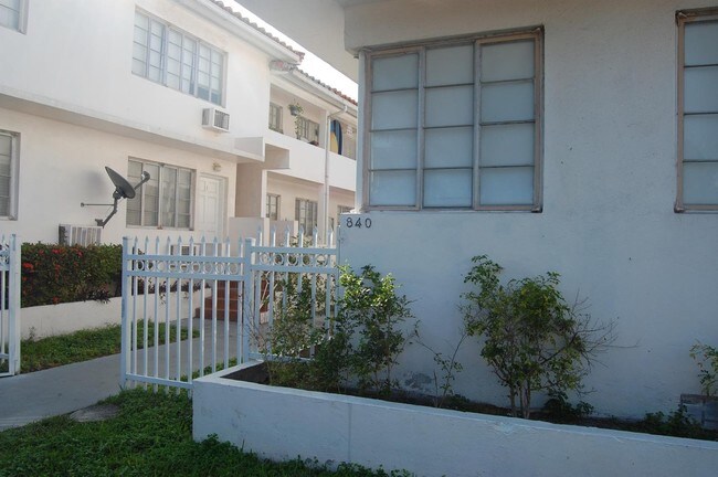 Foto del edificio - 830-840 80th St