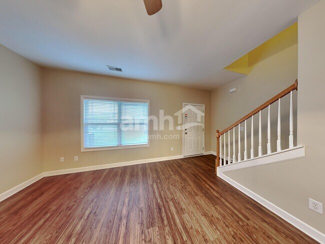 Building Photo - 4019 Nuthatch Rd