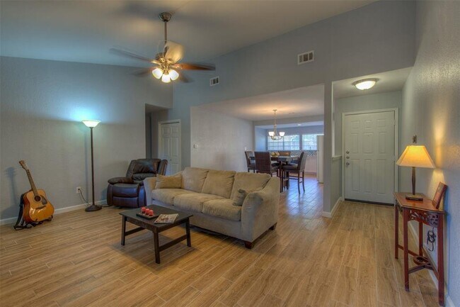 Building Photo - 9707 Meadowheath Drive, Austin, TX 78729 -...