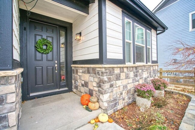 Foto del edificio - 633 Great Basin Ct