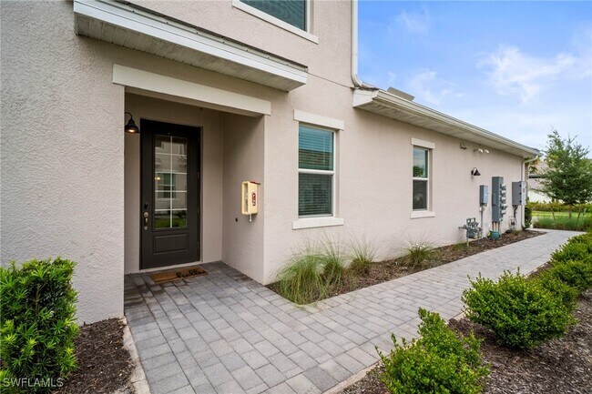 Building Photo - 15919 Grassland Ln
