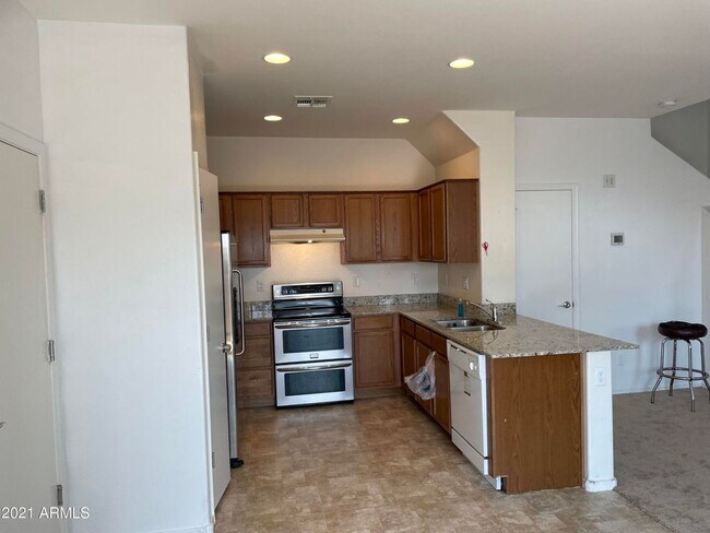 Foto del edificio - Charming 3 Bed home in gated community wit...