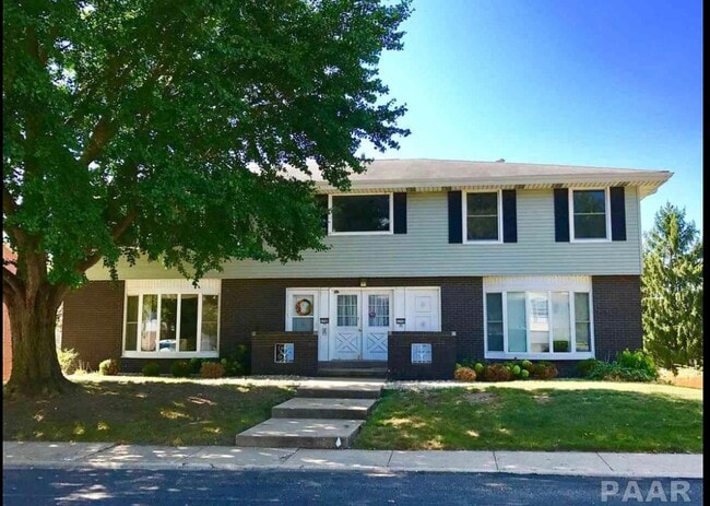 Building Photo - 1710 W Tiffany Ct