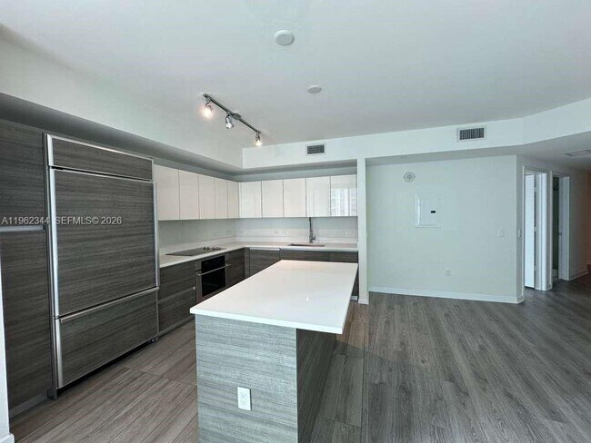 Foto del edificio - 1100 S Miami Ave