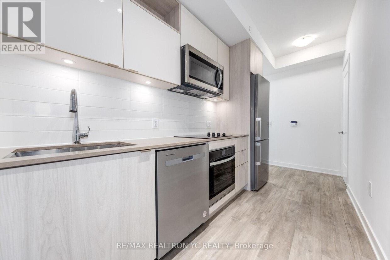 Photo principale - 135-135 Lower Sherbourne St
