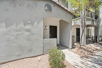 Building Photo - 4608 W Maryland Ave