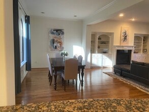 Building Photo - 1429 Utah St