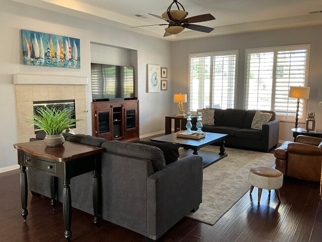 Building Photo - 43541 Parkway Esplanade E