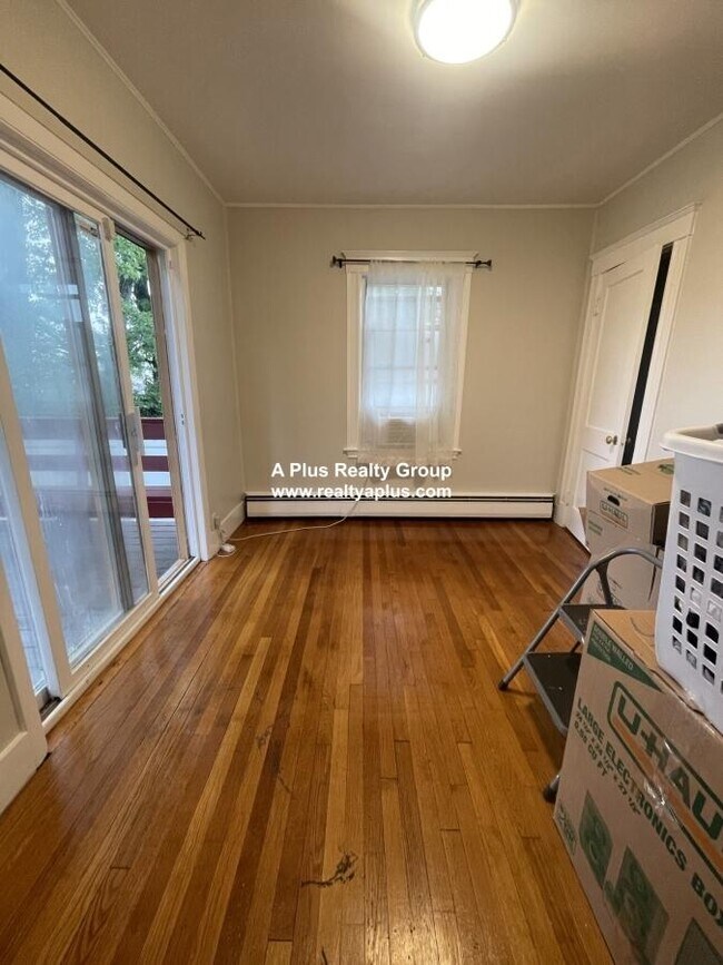 Building Photo - 3 bedroom in Boston MA